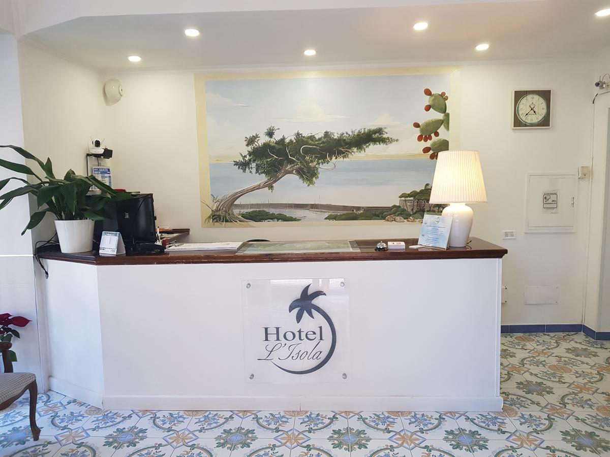 Hotel L'Isola Santa Marinella Kültér fotó